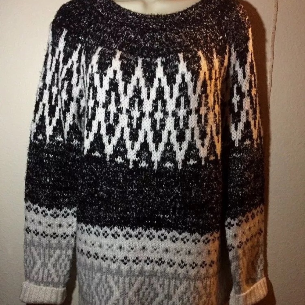 Cozy Oversized Sweater White Black Grey